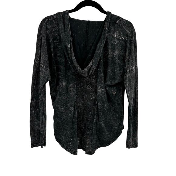 American Age Hooded Top Medium Gray Long Sleeve V-Neck Lace Back Detail Grunge - Picture 6 of 12